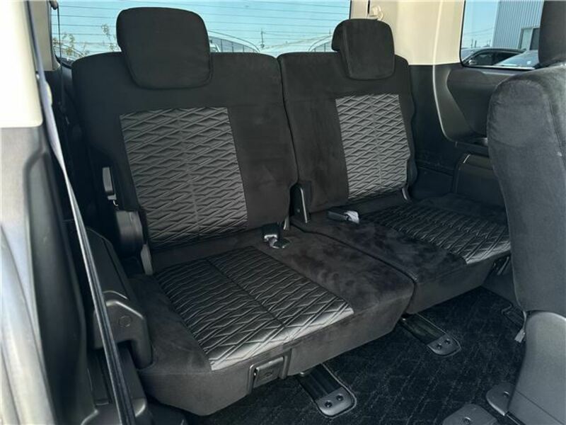 DELICA D5