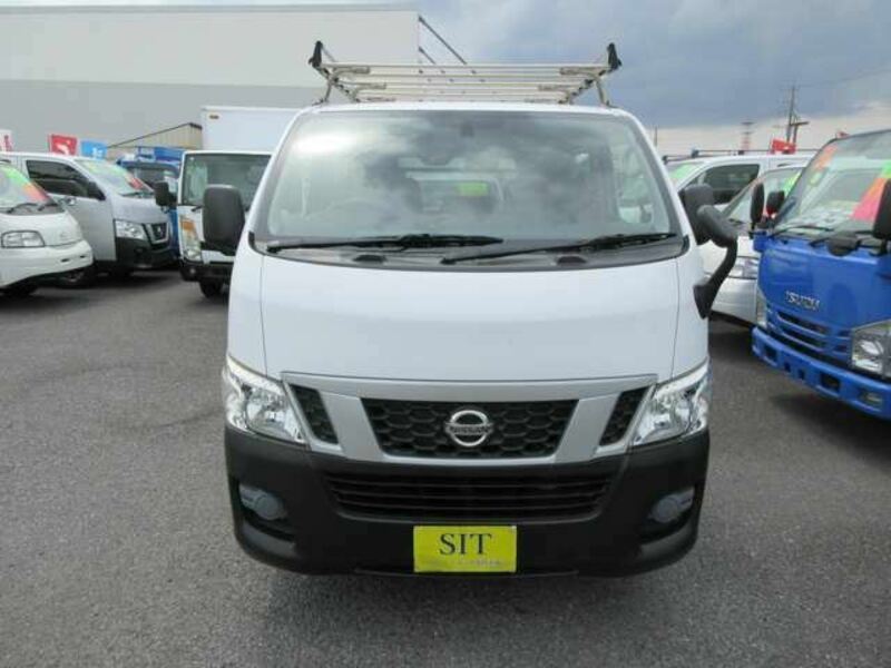 NV350 CARAVAN-4
