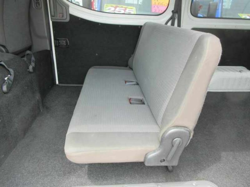 NV350 CARAVAN-17