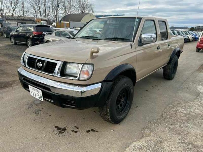 DATSUN-3