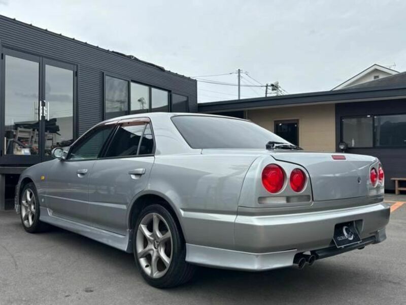 SKYLINE-11