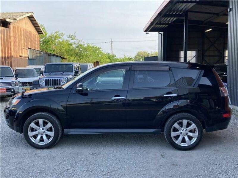 OUTLANDER