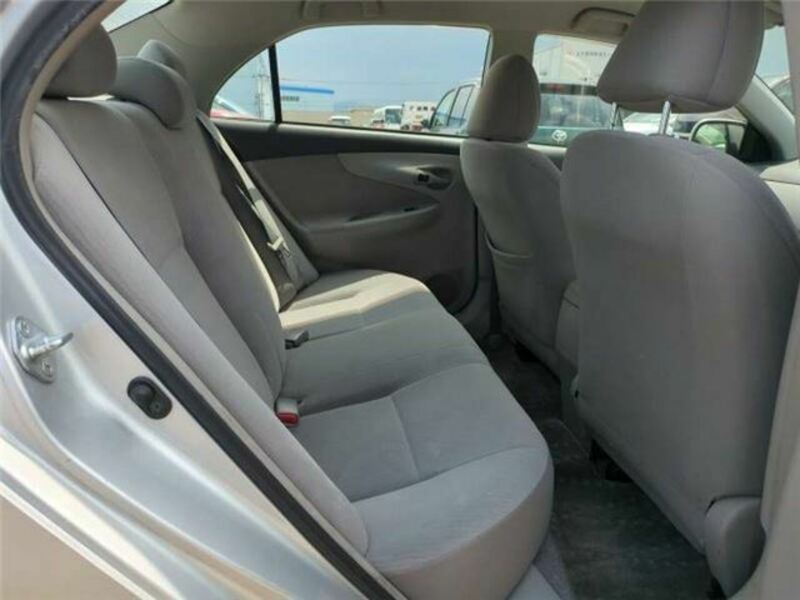 COROLLA AXIO