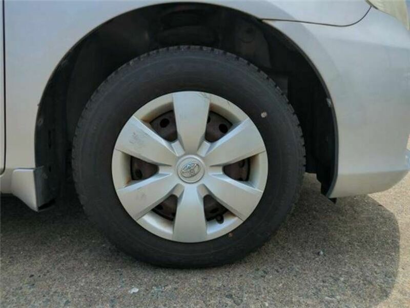 COROLLA AXIO