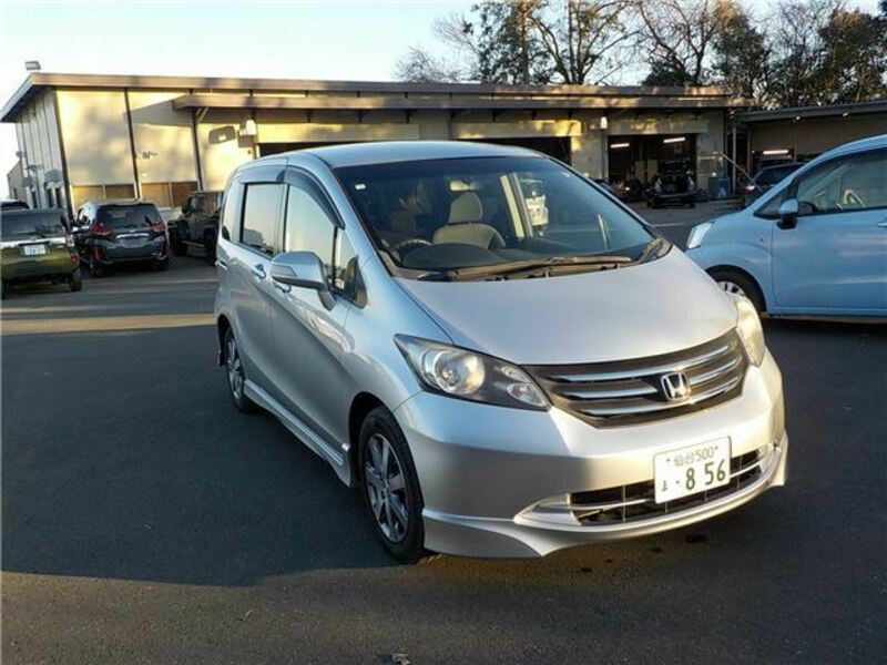 HONDA FREED