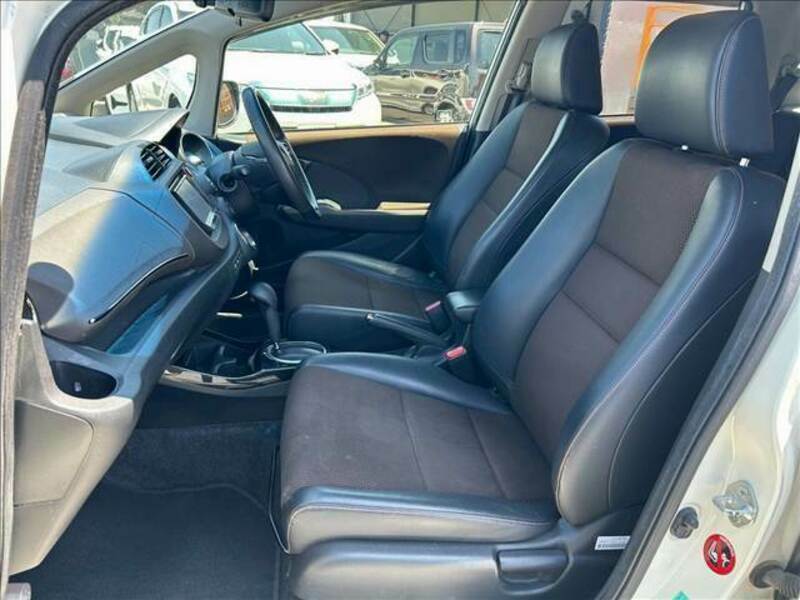 FIT SHUTTLE