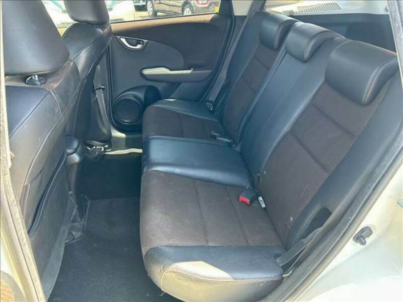 FIT SHUTTLE