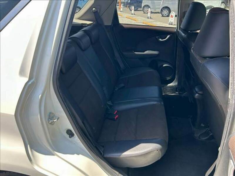 FIT SHUTTLE