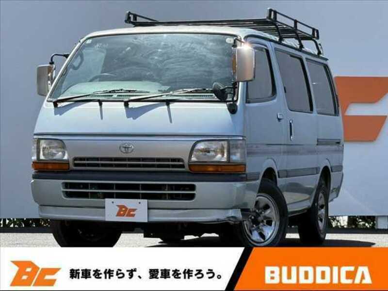 TOYOTA　HIACE