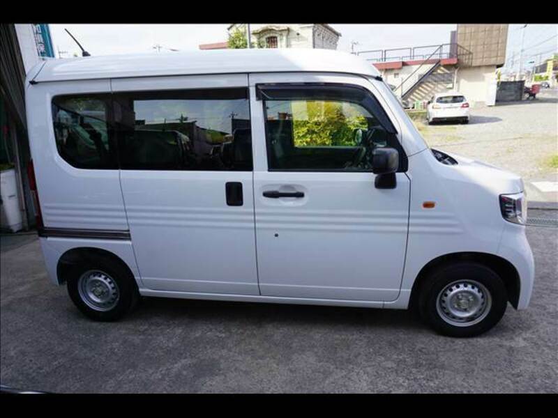N-VAN-3