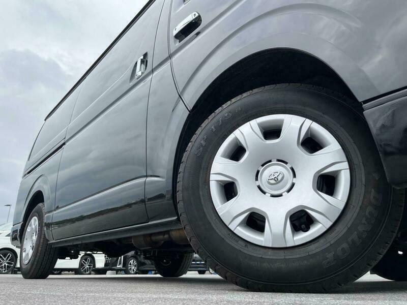 HIACE VAN