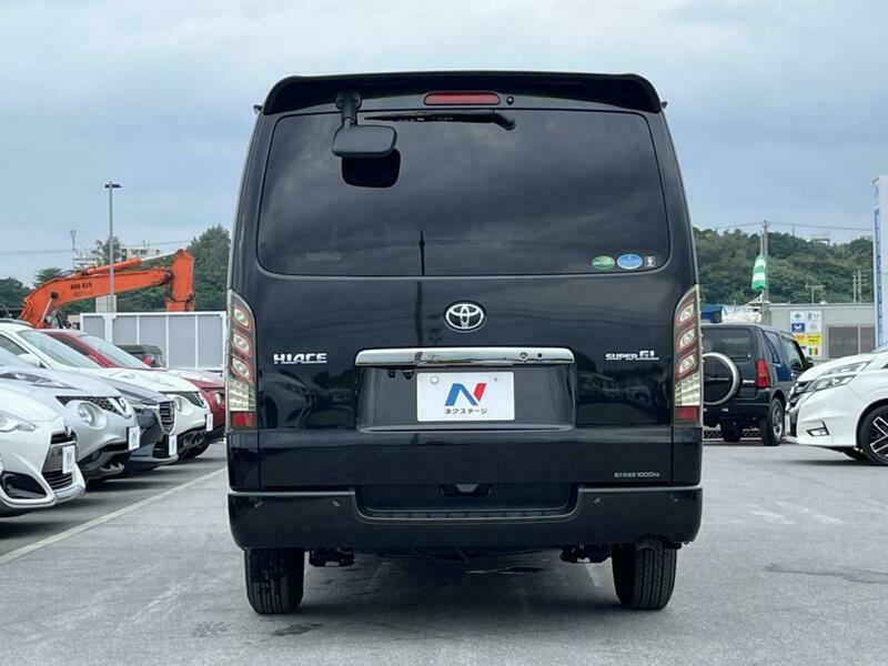 HIACE VAN