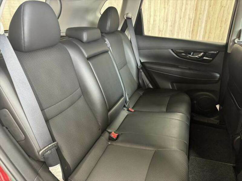 X-TRAIL-9