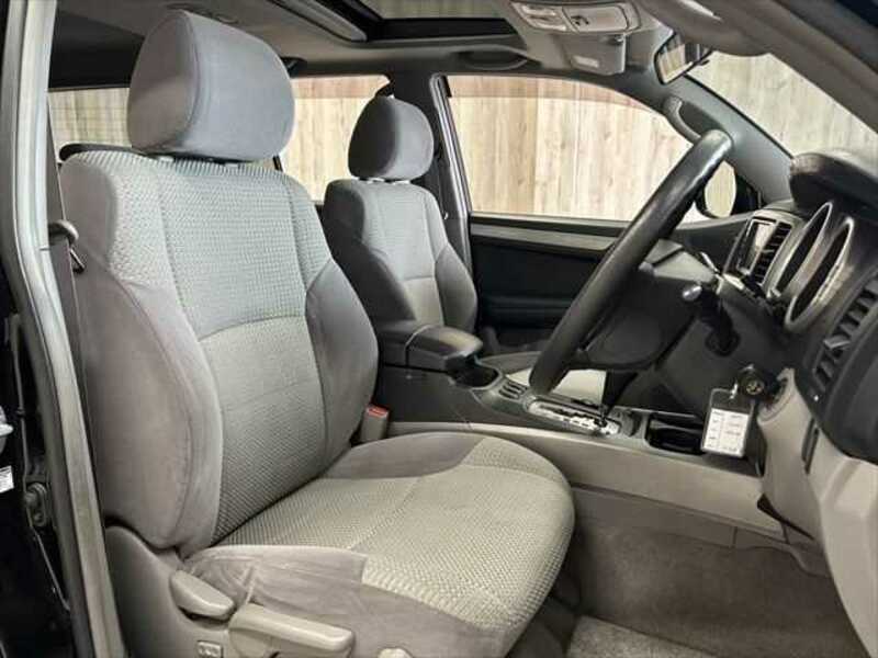 HILUX SURF-9