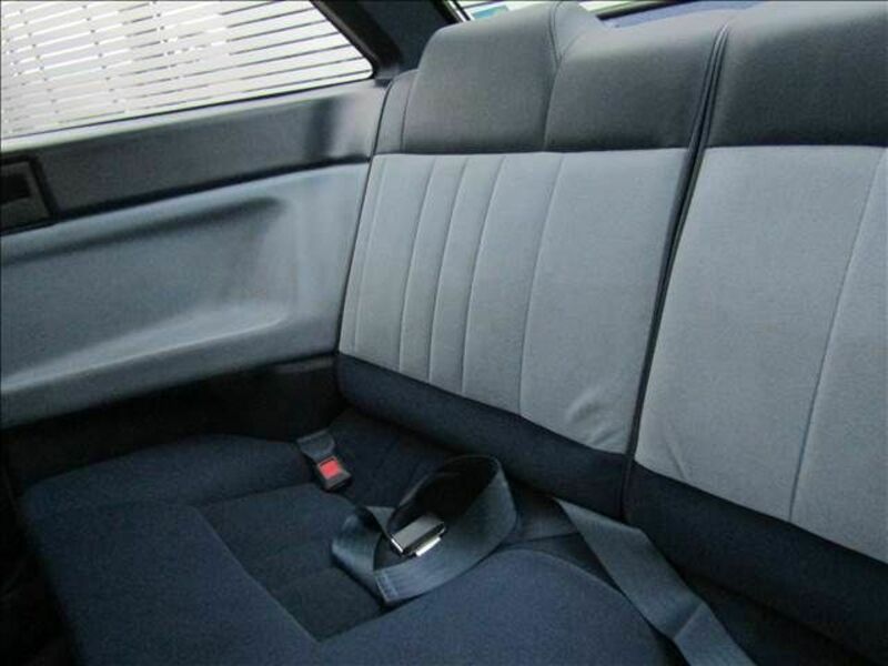 COROLLA LEVIN