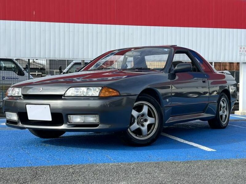 NISSAN SKYLINE