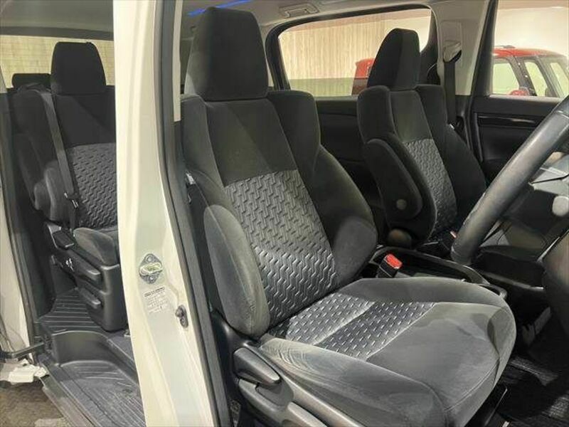 VELLFIRE-7