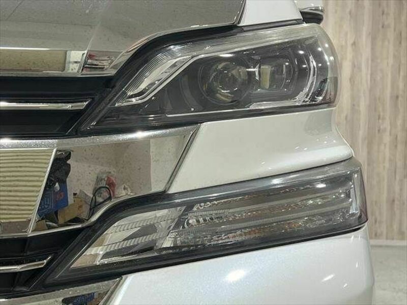 VELLFIRE-23