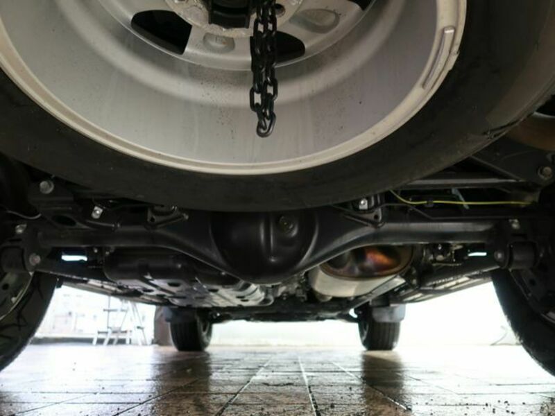 LAND CRUISER PRADO-12