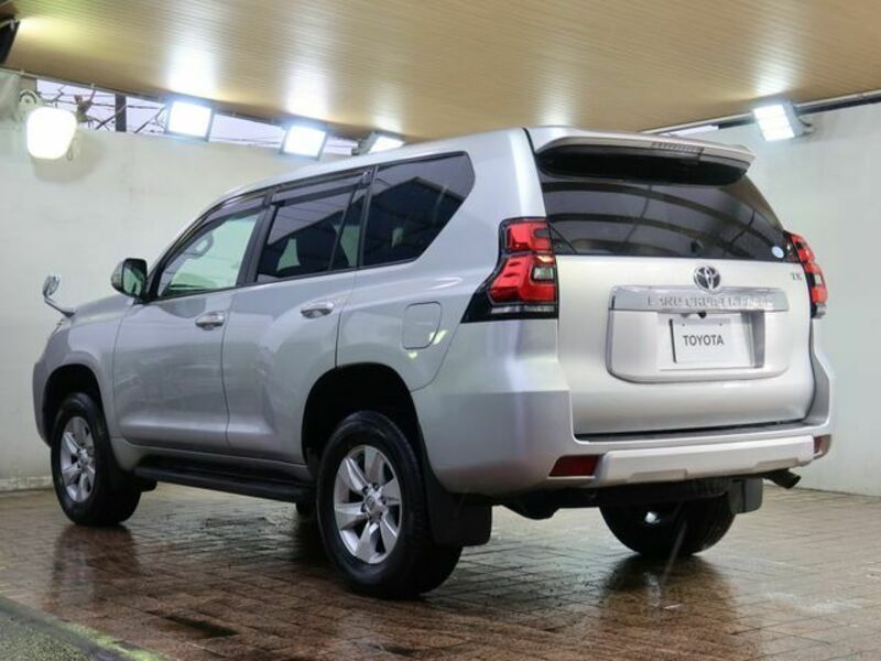 LAND CRUISER PRADO-24