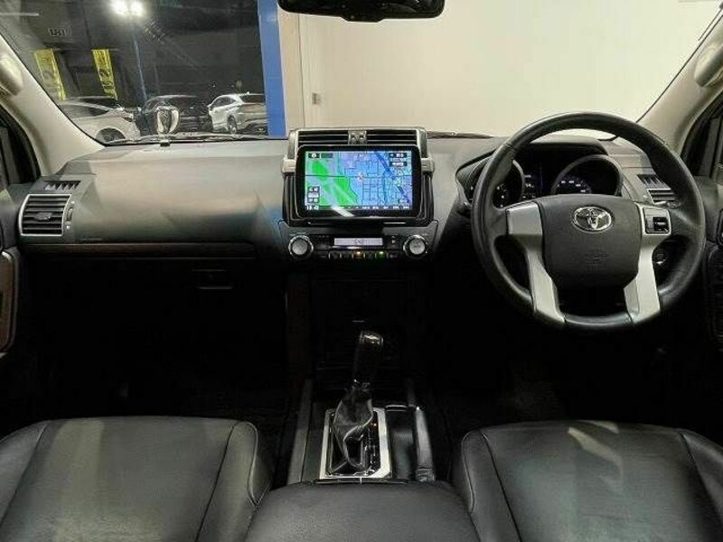 LAND CRUISER PRADO-1