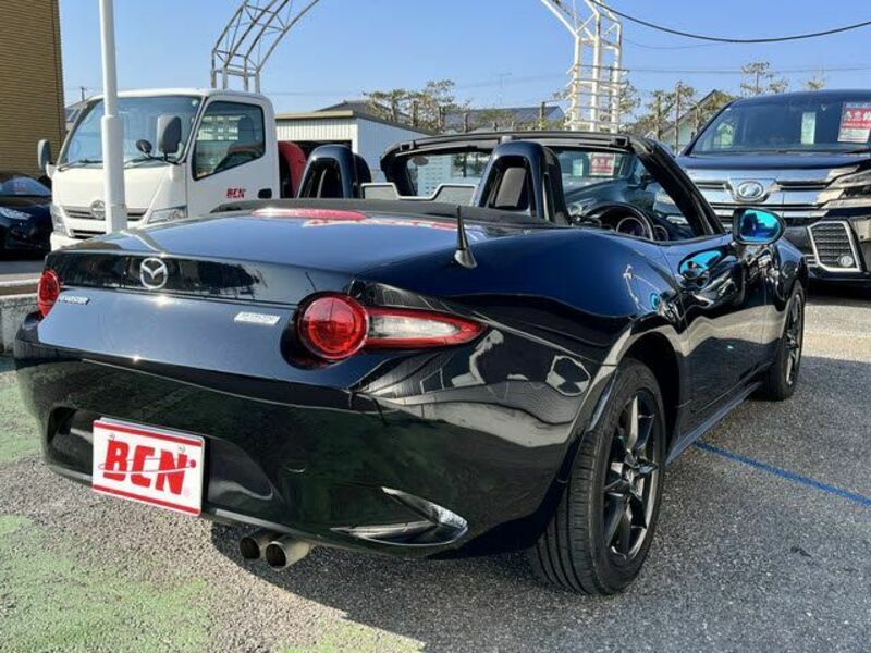 ROADSTER