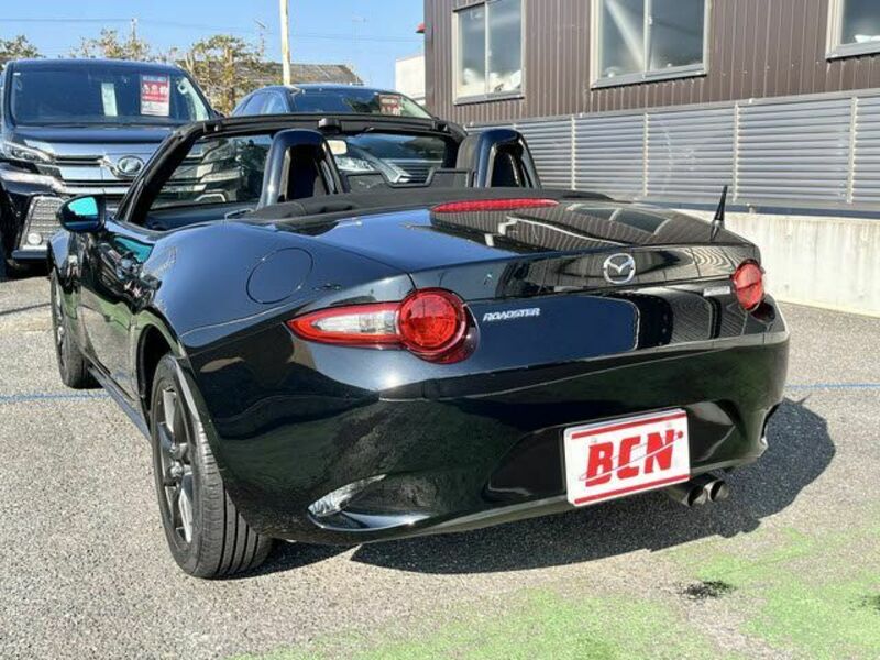 ROADSTER