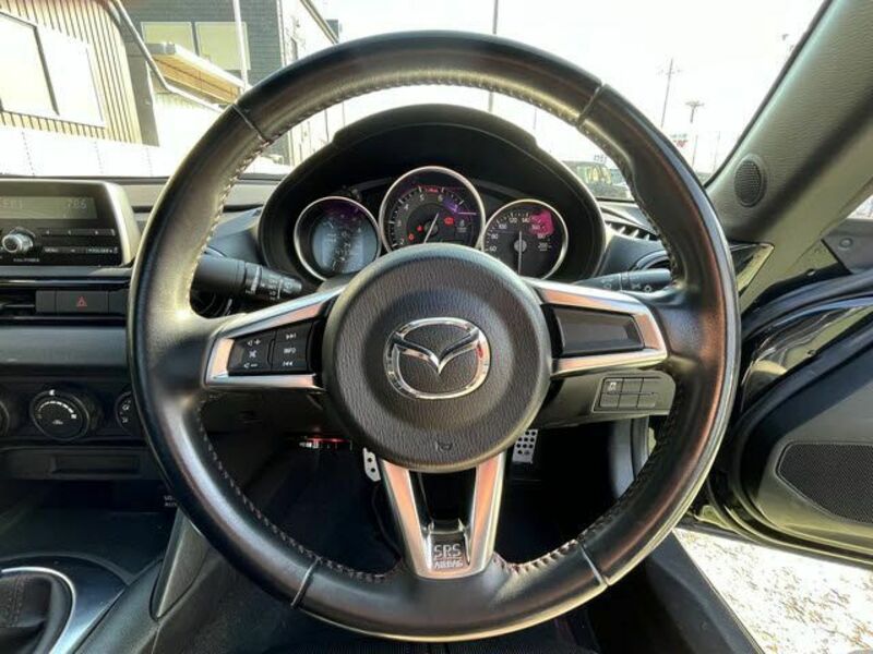 ROADSTER