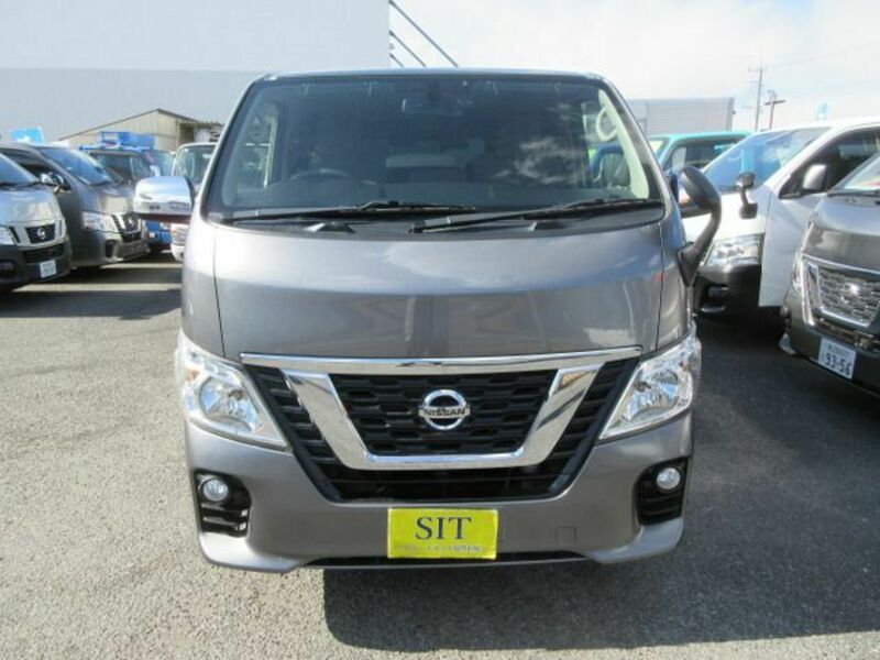 NV350 CARAVAN-1