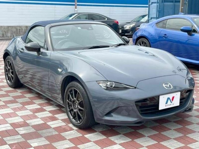 ROADSTER-15