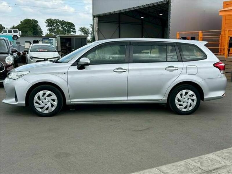 COROLLA FIELDER