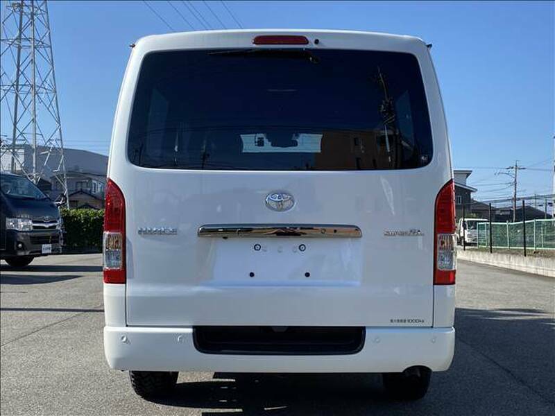 HIACE VAN