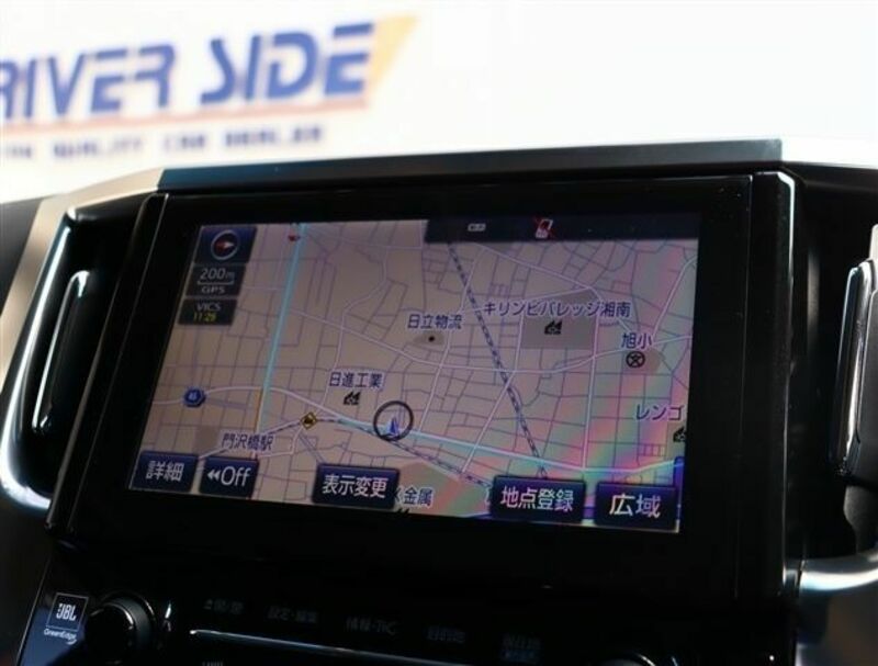 VELLFIRE-11