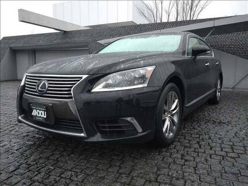 LEXUS　LS