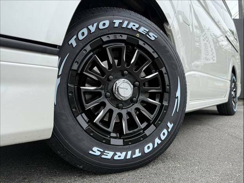 HIACE VAN