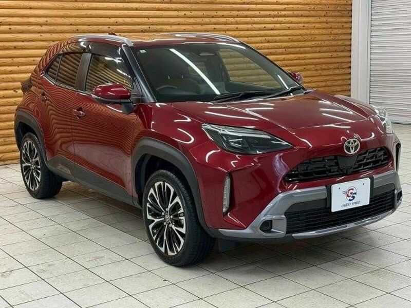 YARIS CROSS