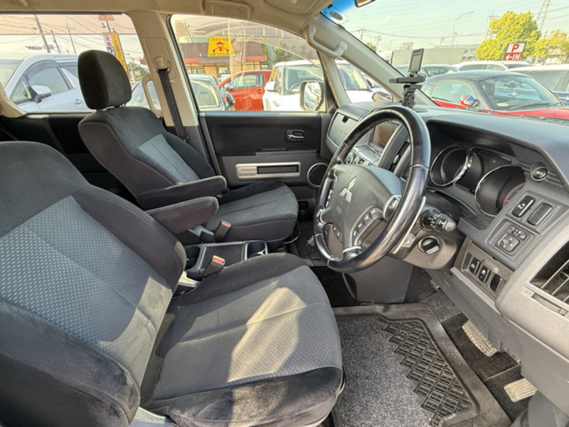 DELICA D5