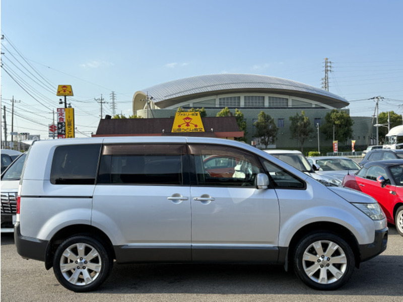 DELICA D5