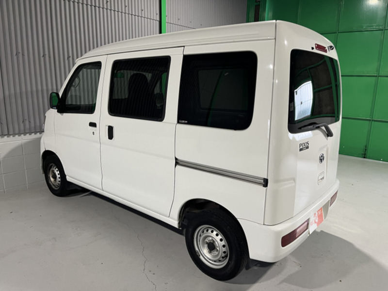 PIXIS VAN-8