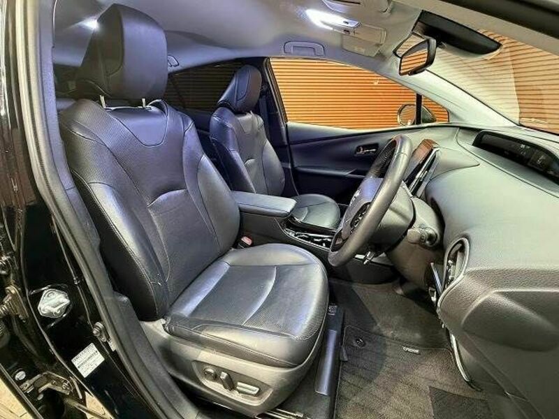 PRIUS-7