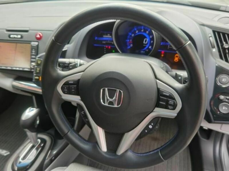 CR-Z