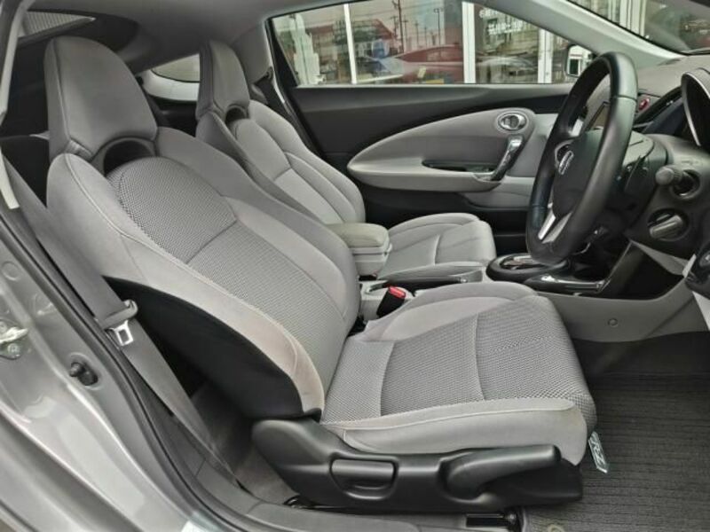 CR-Z