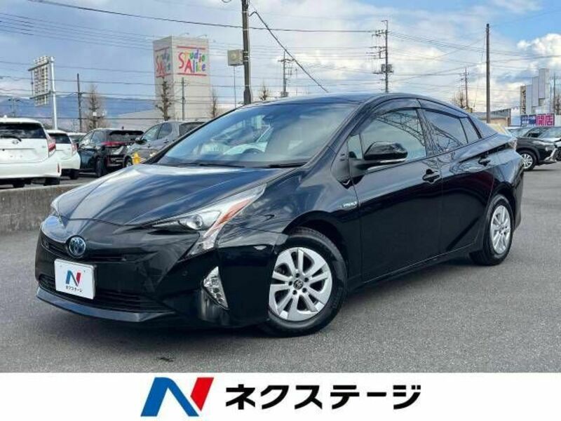 TOYOTA　PRIUS