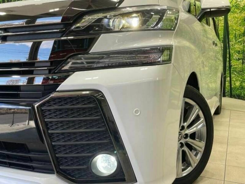 VELLFIRE-12