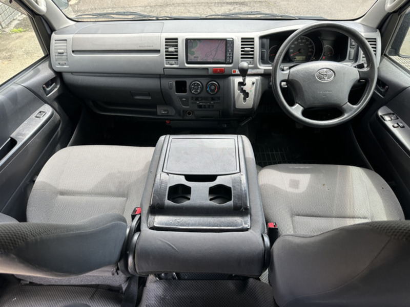HIACE VAN-4