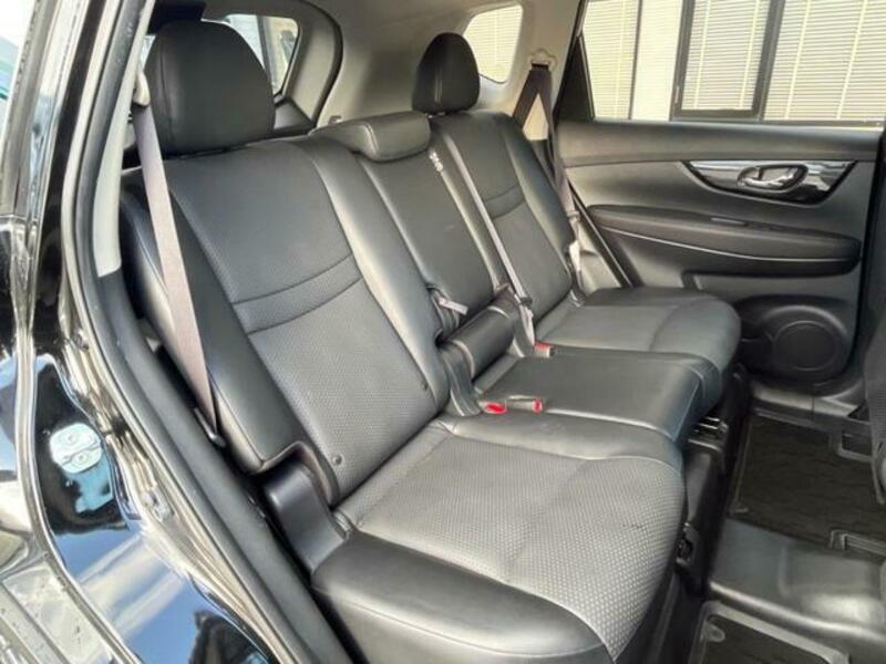 X-TRAIL-10