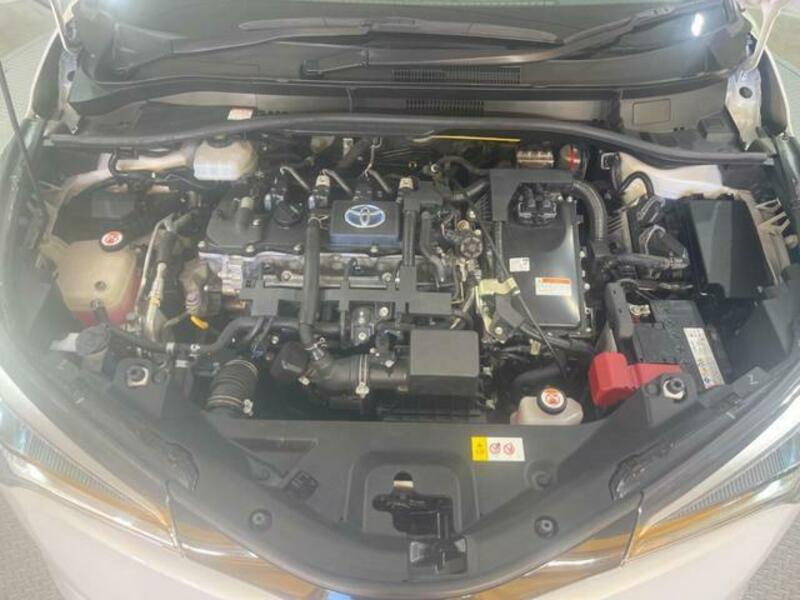 C-HR-17