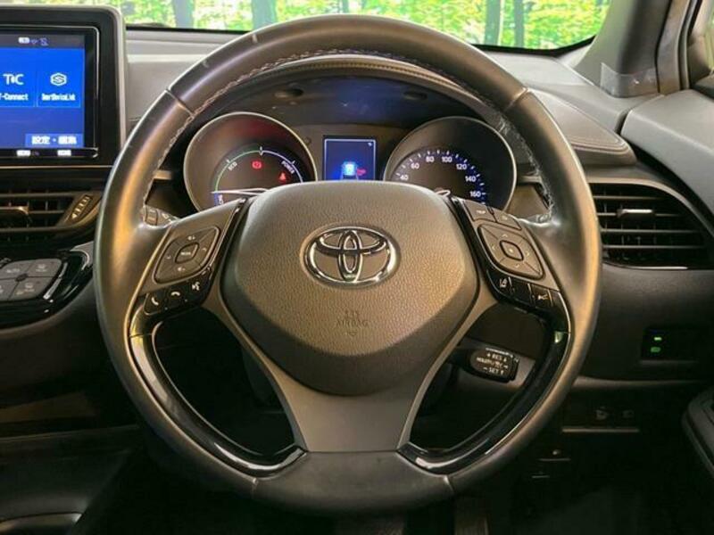 C-HR-10
