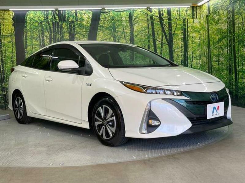 PRIUS PHV