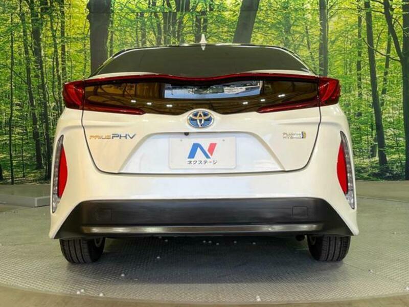 PRIUS PHV